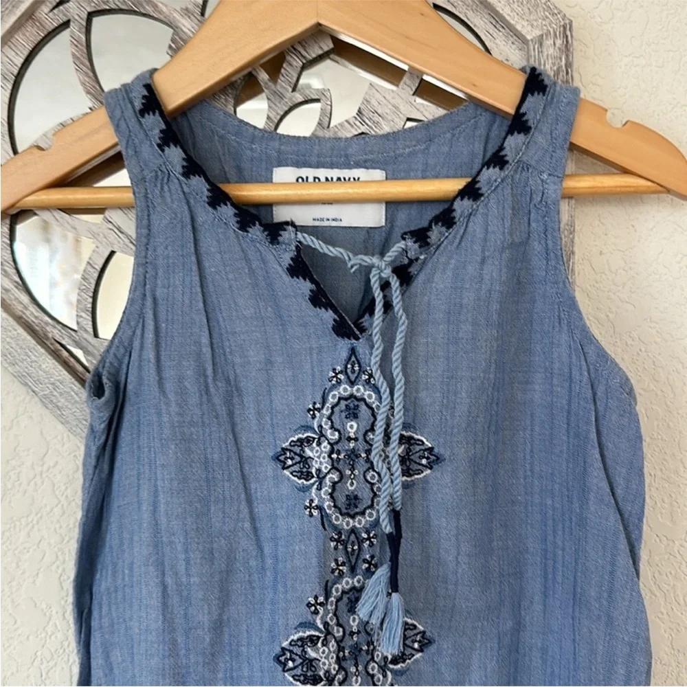 Old Navy • Girls XS Blue Chambray Embroidered Boho Tassel Tank Top